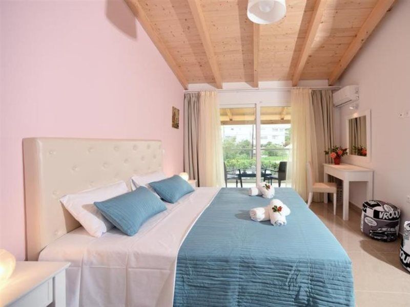 Palapart Gikas Suites And Studios Gouvia Luaran gambar